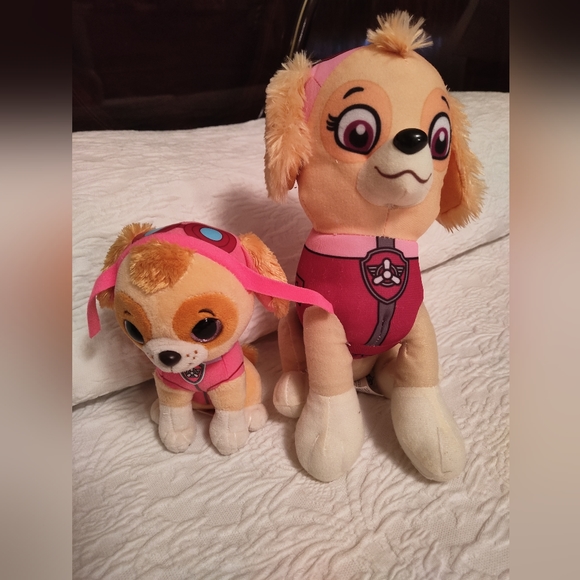 Paw Patrol  Sky and Beanie - Picture 1 of 6